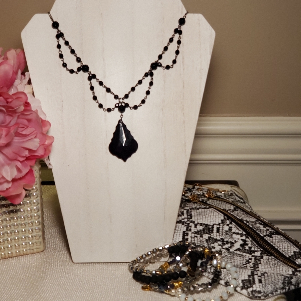 Black Chandelier Choker